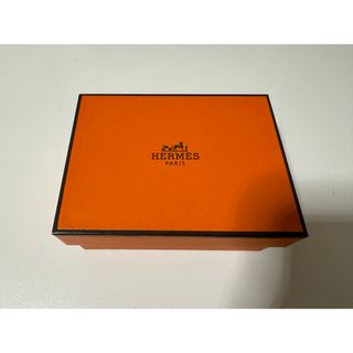 エルメス(Hermes)のエルメス　大人気　ピアス 《エクスリブリス》 TPM 新品未使用品　ゴールド(ピアス)