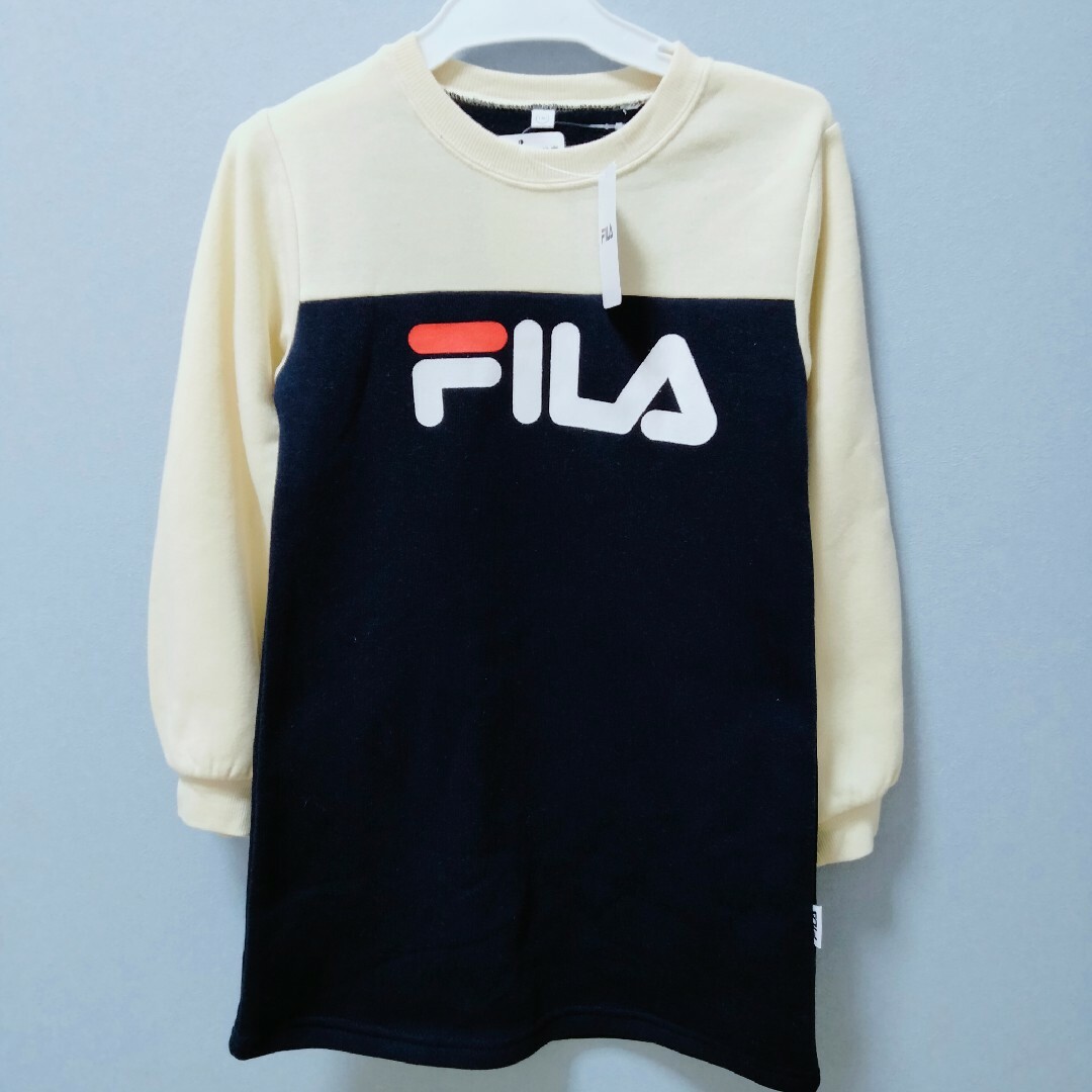 FILA(フィラ)のFILA　フィラ　130 新品タグ付き 女の子　 長袖 トレーナー ワンピース キッズ/ベビー/マタニティのキッズ服男の子用(90cm~)(Tシャツ/カットソー)の商品写真