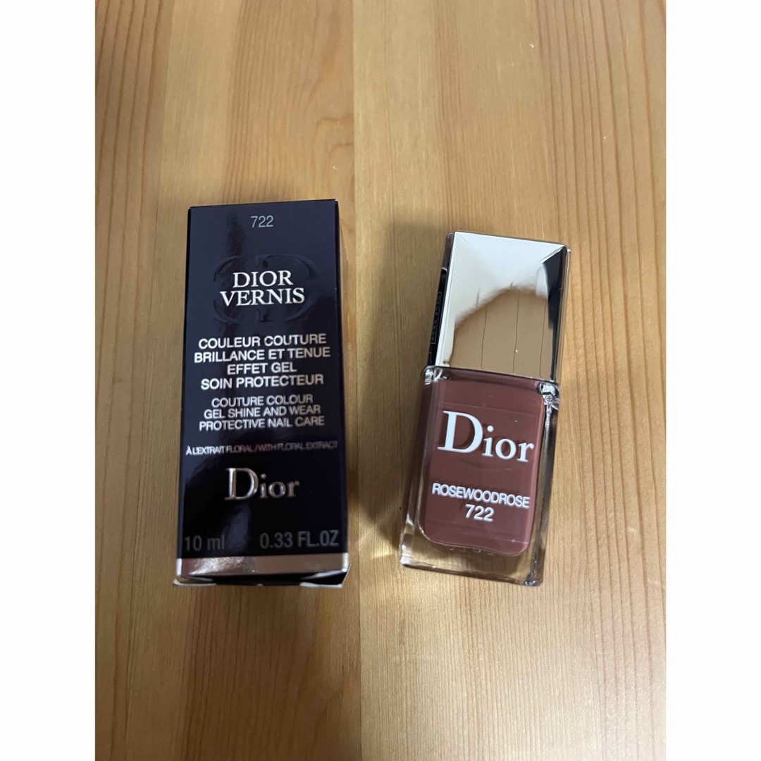 Dior(ディオール)の新品未使用　Dior Vernis ディオール ヴェルニ  722 コスメ/美容のネイル(マニキュア)の商品写真