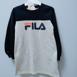 フィラ(FILA)のFILA　フィラ　130 新品タグ付き 女の子　 長袖 トレーナー ワンピース(Tシャツ/カットソー)