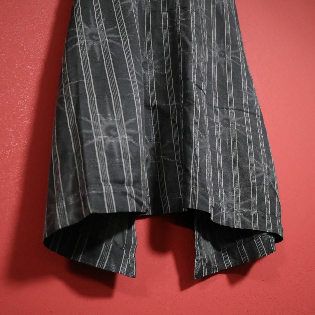 ISSEY MIYAKE(イッセイミヤケ)の【入手困難】ISSEY MIYAKE 80s 筆タグ 総柄 スリット スカート レディースのスカート(ロングスカート)の商品写真