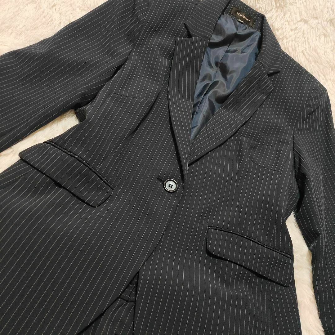 美品✨Providence パンツスーツ XL大きいサイズ ネイビー ストライプ レディースのフォーマル/ドレス(スーツ)の商品写真