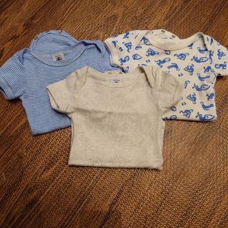 プチバトー(PETIT BATEAU)のPETIT BATEAU　6m 　ボディ(ロンパース)