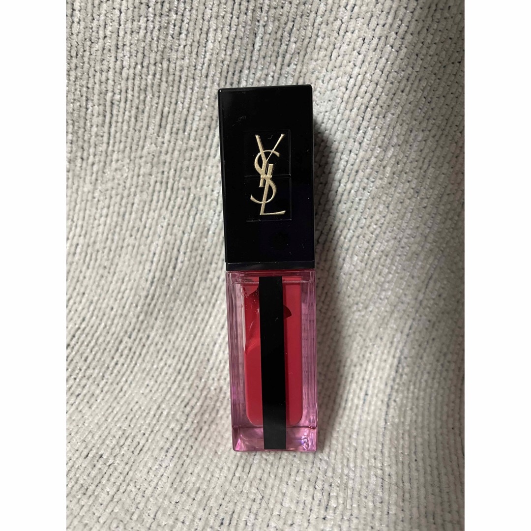 Yves Saint Laurent(イヴサンローラン)のイブ･サンローラン リップ レッド コスメ/美容のベースメイク/化粧品(リップグロス)の商品写真