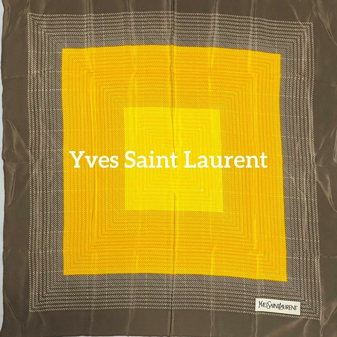 Yves Saint Laurent(イヴサンローラン)の★イヴサンローラン★ スカーフ スクエア グラデーション イエロー タグ無し レディースのファッション小物(バンダナ/スカーフ)の商品写真