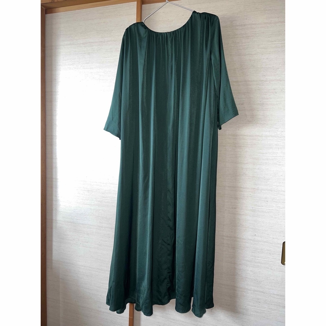 Ameri VINTAGE(アメリヴィンテージ)のAMERI VINTAGE  2WAY CURTAIN VOLUME DRESS レディースのワンピース(ロングワンピース/マキシワンピース)の商品写真