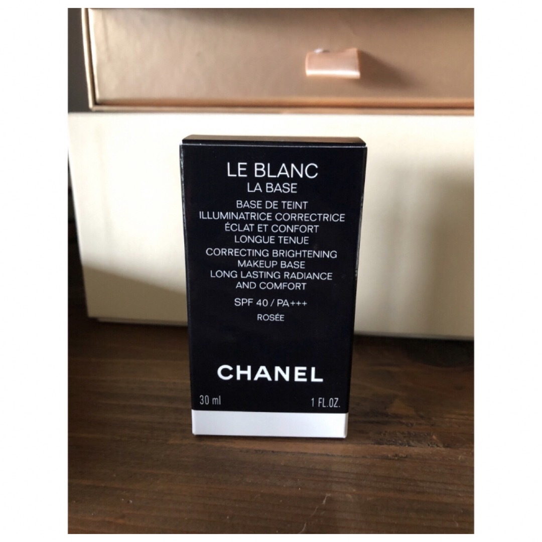 CHANEL(シャネル)のCHANEL ル ブラン ラ バーズ ロゼ コスメ/美容のベースメイク/化粧品(化粧下地)の商品写真