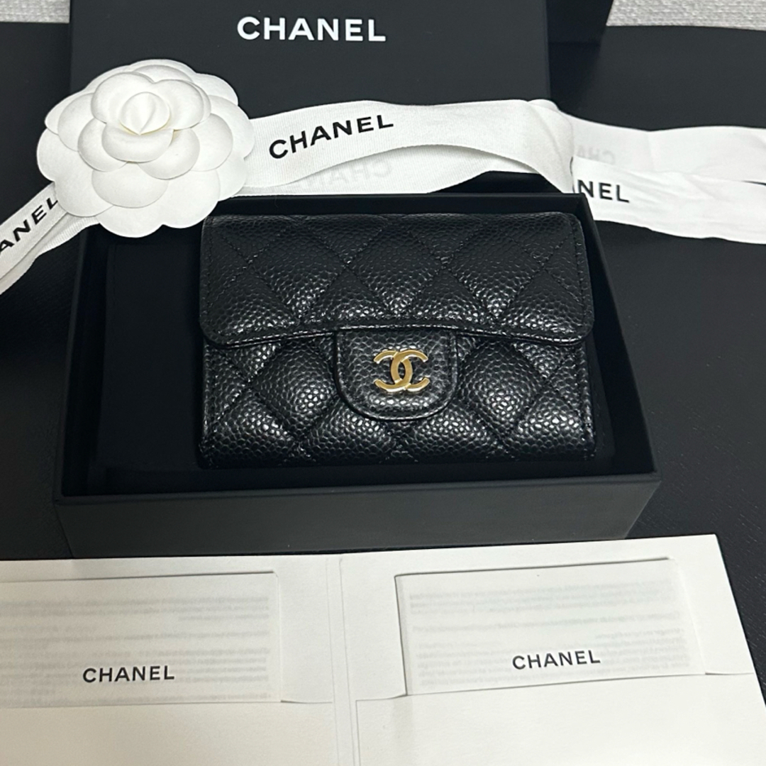 CHANEL(シャネル)のシャネル 財布 マトラッセ クラシック フラップ カード ケース キャビアスキン レディースのファッション小物(コインケース)の商品写真