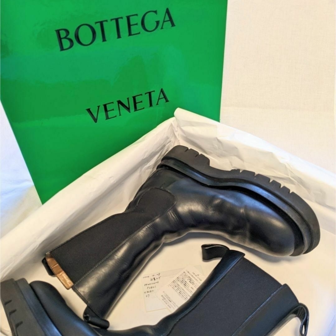 Bottega Veneta(ボッテガヴェネタ)のボッテガヴェネタ サイドゴアブーツ黒 ブラック レザー 革 24cm レディースの靴/シューズ(ブーツ)の商品写真