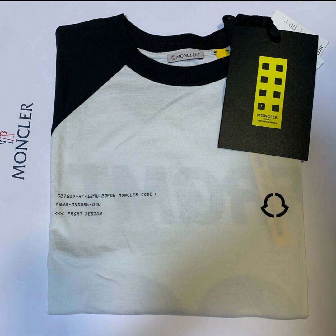 MONCLER(モンクレール)のMONCLER Fragment ロングスリーブ ラグランTシャツ L ホワイト メンズのトップス(Tシャツ/カットソー(七分/長袖))の商品写真