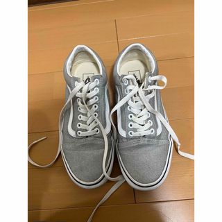 ヴァンズ(VANS)の美品‼️VANS シルバー　スニーカー(スニーカー)