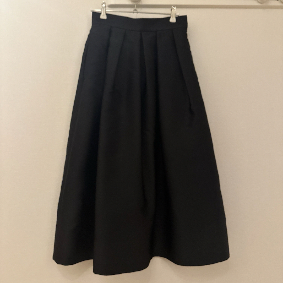SHE Tokyo Annaスカート ブラック 34サイズ レディースのスカート(ロングスカート)の商品写真