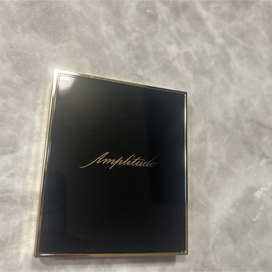 Amplitude(アンプリチュード)のアンプリチュード　コンスピキュアスアイズ　EX-03 ソフトピンク コスメ/美容のベースメイク/化粧品(アイシャドウ)の商品写真