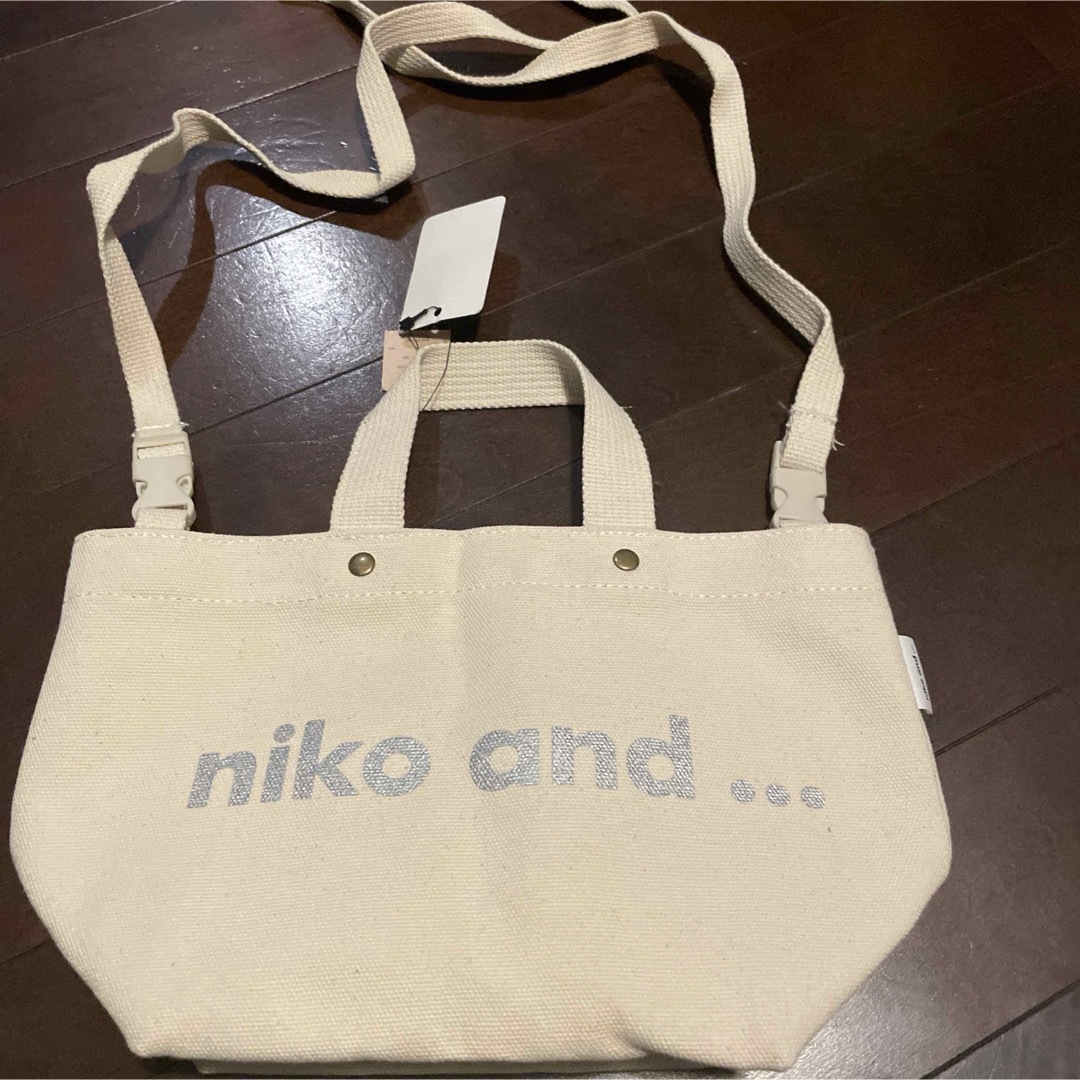 niko and...(ニコアンド)の新品未使用品/ニコアンドの2wayショルダーバッグ レディースのバッグ(ショルダーバッグ)の商品写真