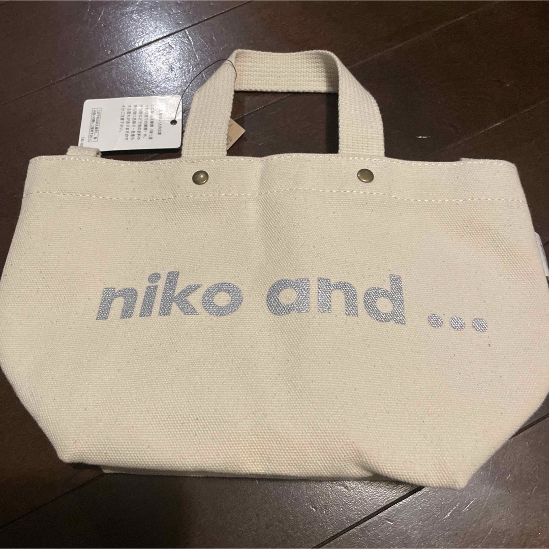 niko and...(ニコアンド)の新品未使用品/ニコアンドの2wayショルダーバッグ レディースのバッグ(ショルダーバッグ)の商品写真