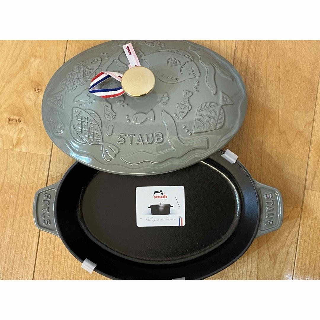 STAUB(ストウブ)の【公式店限定】STAUB×mina perhonen ホットプレート　ユーカリ インテリア/住まい/日用品のキッチン/食器(鍋/フライパン)の商品写真