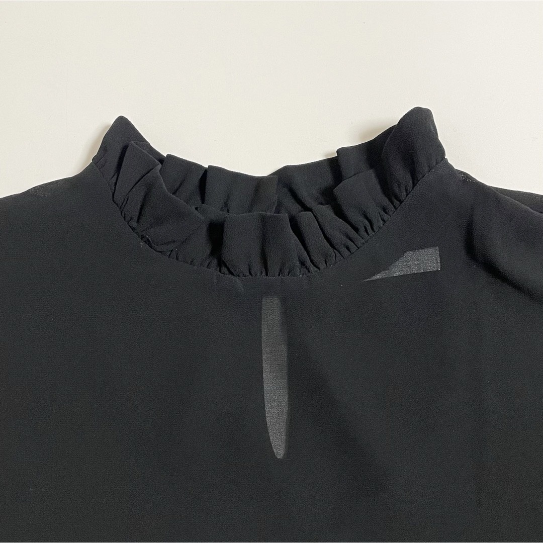 GRL(グレイル)のGRL グレイル 半袖 フリル シアー ブラウス F ブラック フリーサイズ レディースのトップス(シャツ/ブラウス(半袖/袖なし))の商品写真