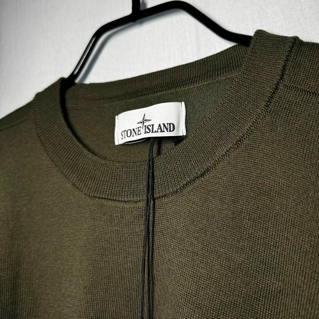 STONE ISLAND(ストーンアイランド)のストーンアイランド クルーネック ニット オリーブ XXLサイズ 510C4 メンズのトップス(ニット/セーター)の商品写真