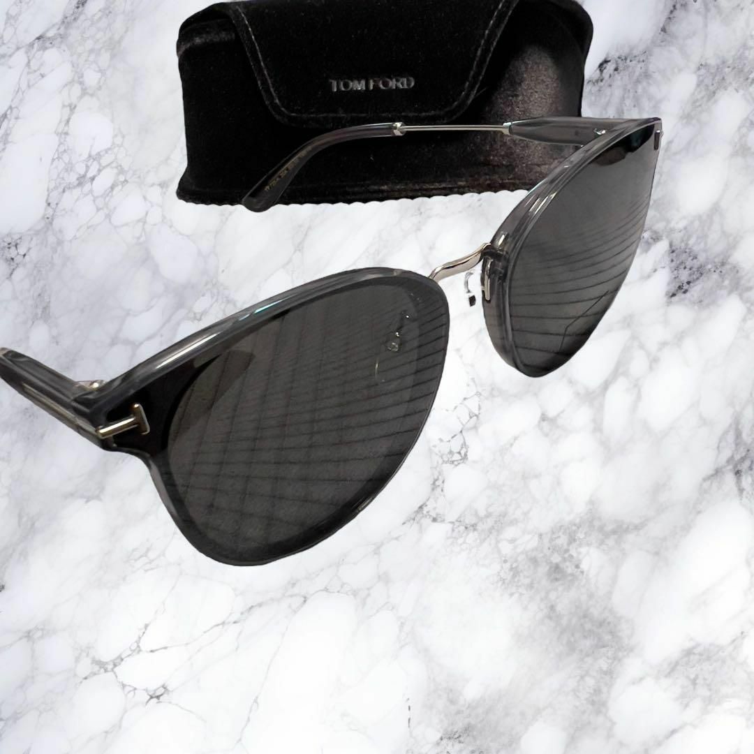 TOM FORD EYEWEAR(トムフォードアイウェア)の新品 TOMFORDトムフォード サングラス TF725-Kモデル メンズのファッション小物(サングラス/メガネ)の商品写真