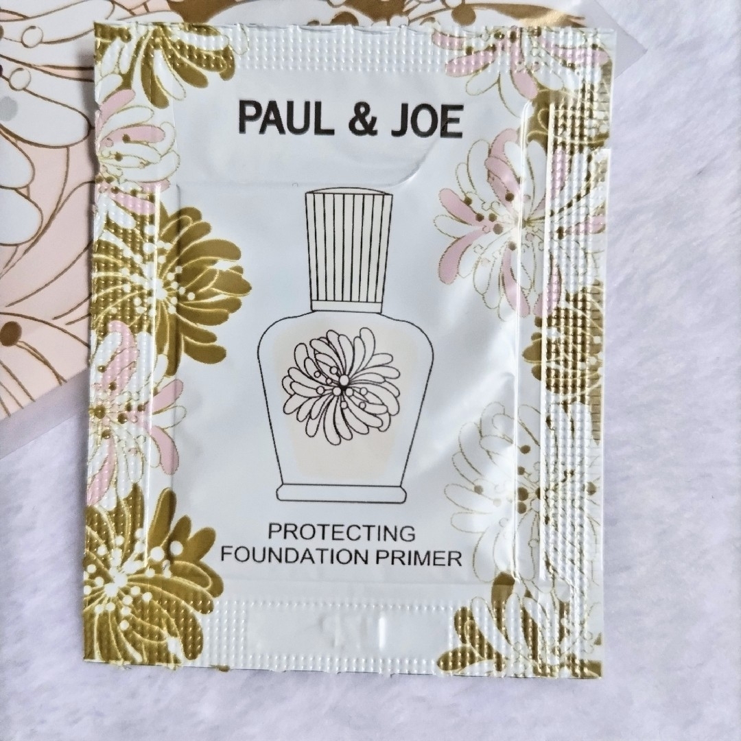 PAUL & JOE(ポールアンドジョー)の〈未使用〉PAUL&JOE　サンプル コスメ/美容のキット/セット(サンプル/トライアルキット)の商品写真