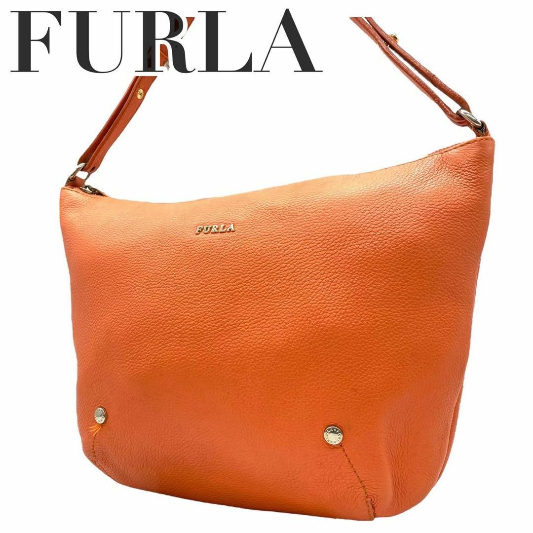 Furla(フルラ)の良品　FURLA フルラ　s53 ショルダーバッグ 本革　レザー　オレンジ レディースのバッグ(ショルダーバッグ)の商品写真