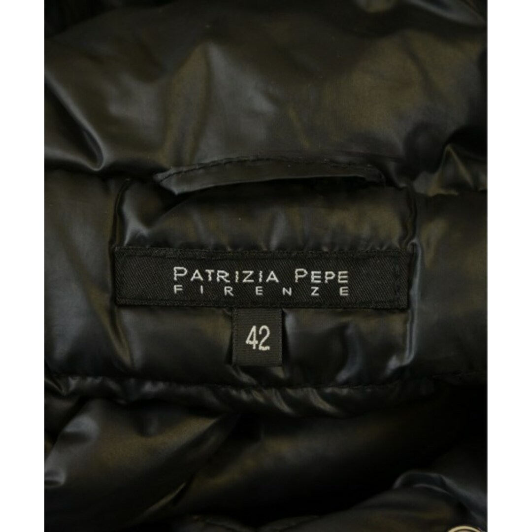 PATRIZIA PEPE(パトリツィアペペ)のPATRIZIA PEPE ダウンコート 42(M位) 黒x白(ツイード) 【古着】【中古】 レディースのジャケット/アウター(ダウンコート)の商品写真