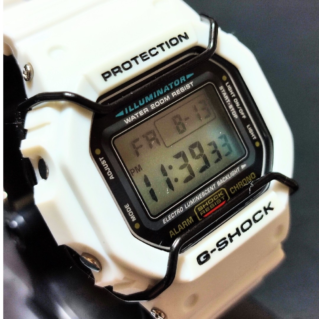 G-SHOCK バンパープロテクター DW-5600  GW-M5610 社外① メンズの時計(腕時計(デジタル))の商品写真