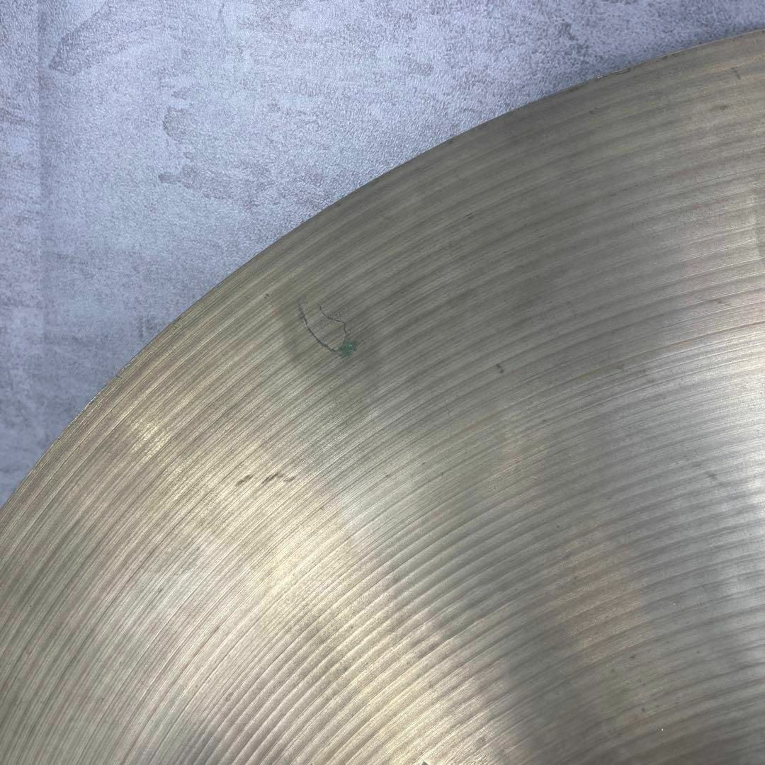 Zildjian(ジルジャン)の良品 Zildjian ジルジャン 漢家兒 China High  18インチ 楽器の打楽器(その他)の商品写真