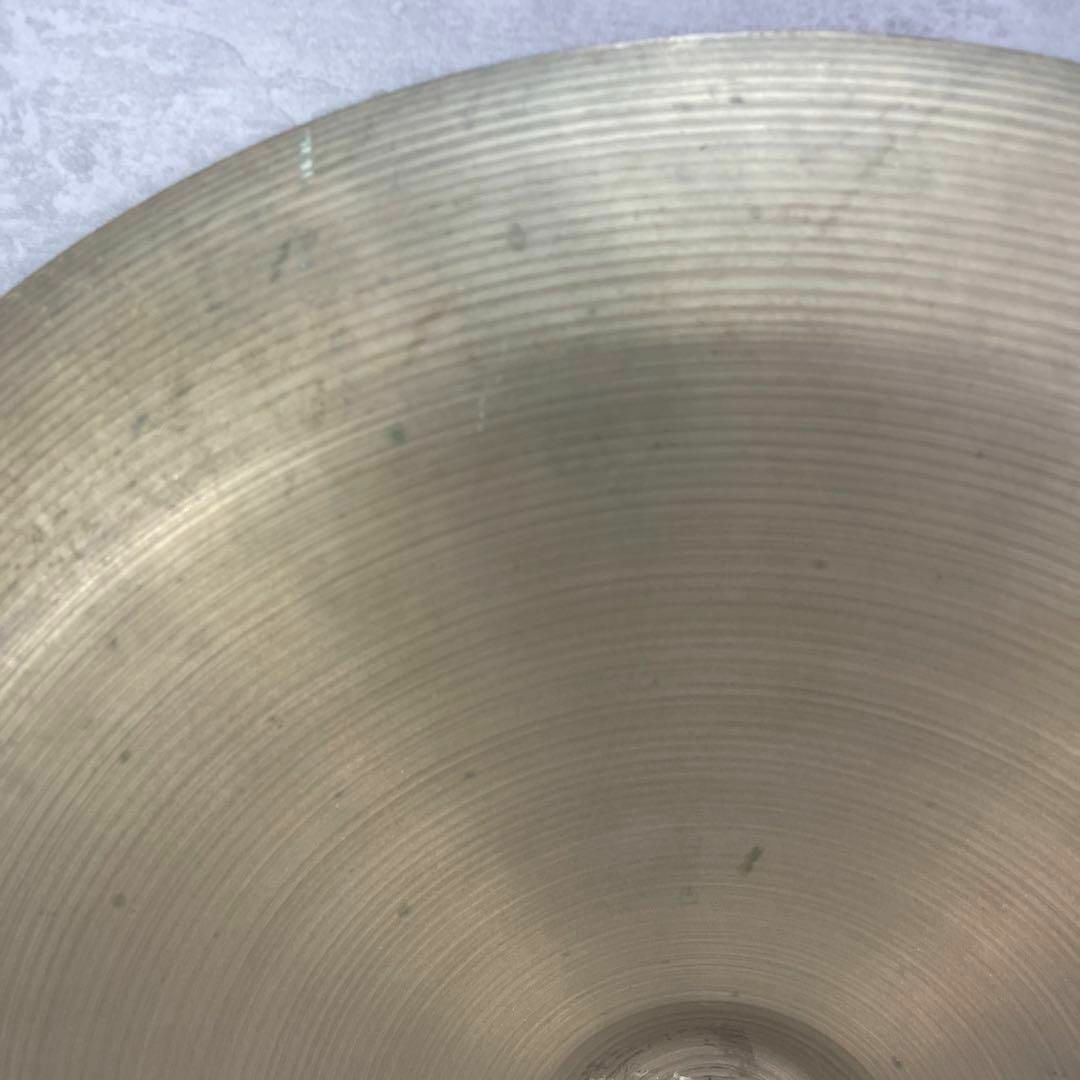 Zildjian(ジルジャン)の良品 Zildjian ジルジャン 漢家兒 China High  18インチ 楽器の打楽器(その他)の商品写真