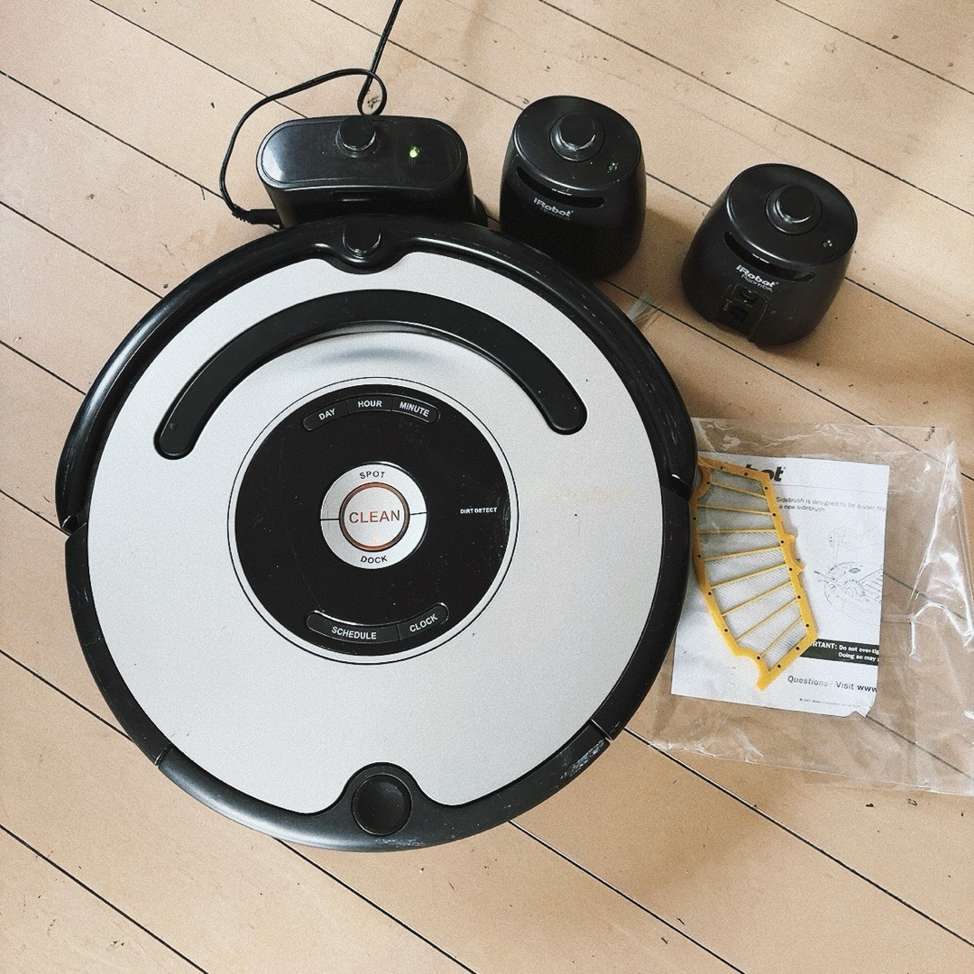 iRobot(アイロボット)のiRobot  ルンバ　577 スマホ/家電/カメラの生活家電(掃除機)の商品写真