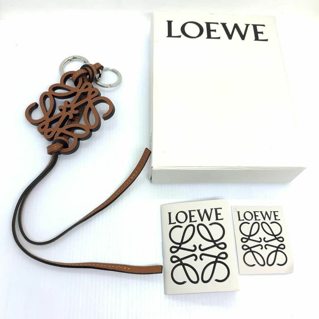 LOEWE(ロエベ)の☆極美品☆LOEWE アナグラム チャーム キーホルダー #0290s25. レディースのアクセサリー(チャーム)の商品写真