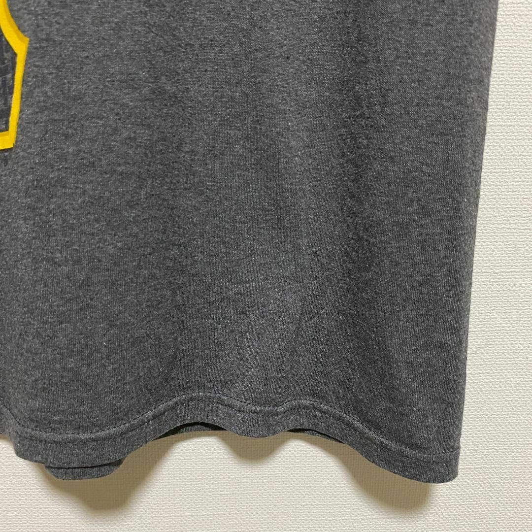 MLB(メジャーリーグベースボール)のアメリカ古着　ピッツバーグ・パイレーツ　マジェスティック　半袖Tシャツ　J574 メンズのトップス(Tシャツ/カットソー(半袖/袖なし))の商品写真