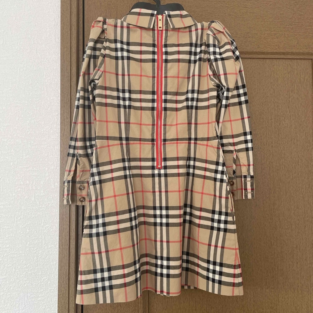 BURBERRY(バーバリー)のBurberry ワンピ116センチ キッズ/ベビー/マタニティのキッズ服女の子用(90cm~)(ワンピース)の商品写真