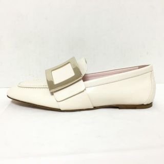 RogerVivier(ロジェヴィヴィエ) ローファー 36 レディース美品  - 白 レザー