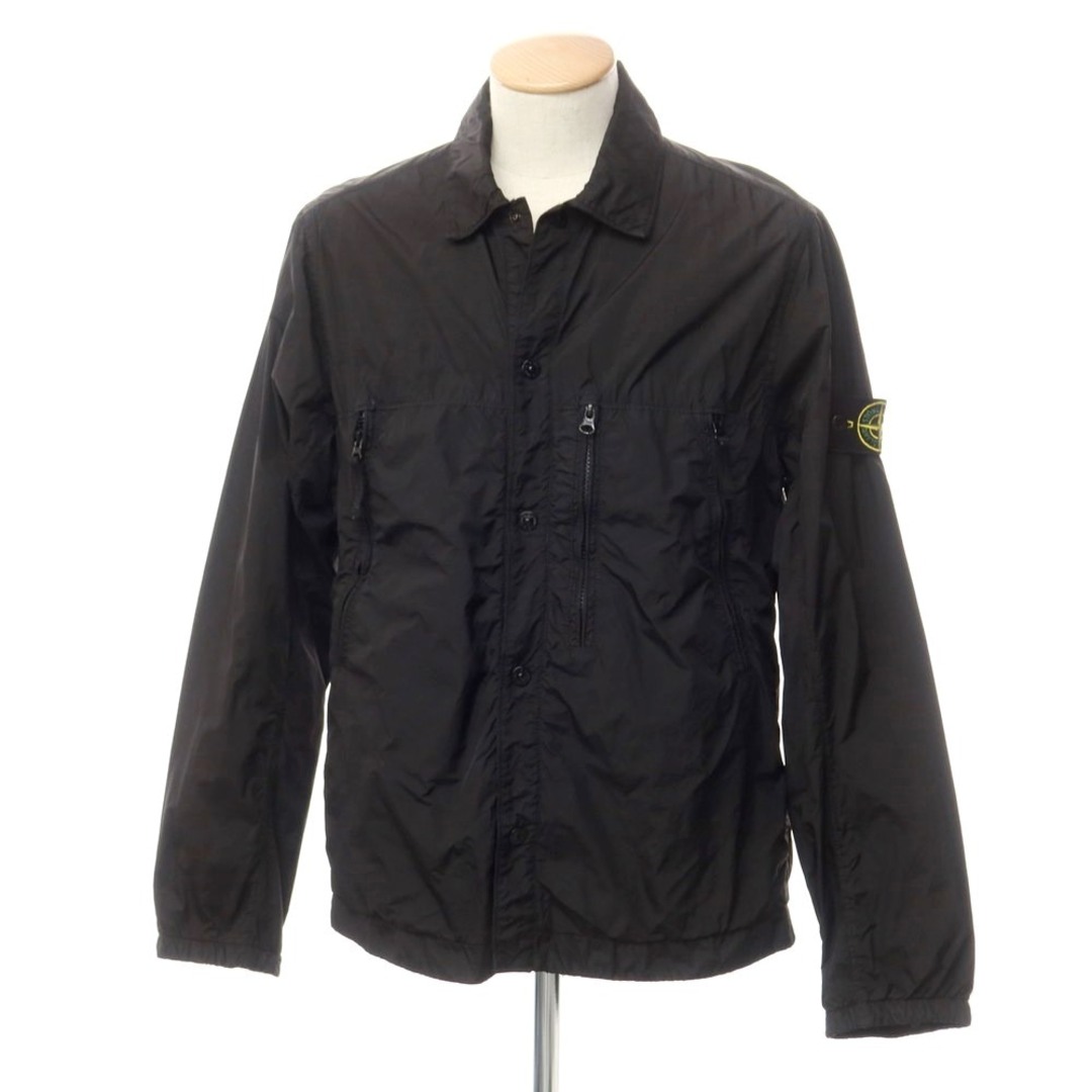 STONE ISLAND(ストーンアイランド)の【中古】ストーンアイランド STONE ISLAND ナイロン シェルジャケット ブラック【サイズS】【メンズ】 メンズのジャケット/アウター(ミリタリージャケット)の商品写真