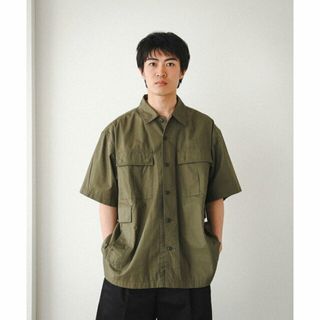 ビームス(BEAMS)の【OLIVE】BEAMS / スロープポケット ミリタリー シャツ(シャツ)