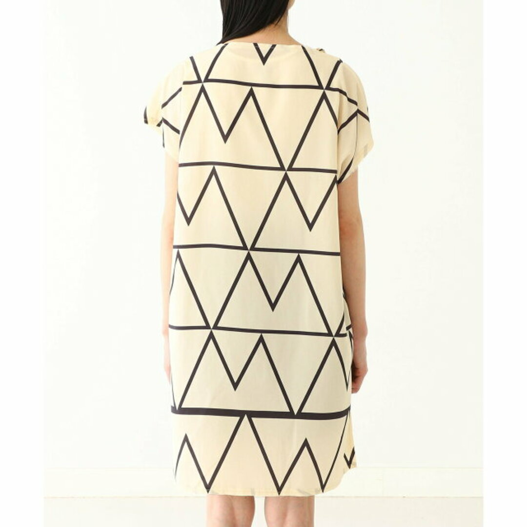 BEAMS BOY(ビームスボーイ)の【BEIGE】maturely / Logogram Print Dress レディースのワンピース(ロングワンピース/マキシワンピース)の商品写真