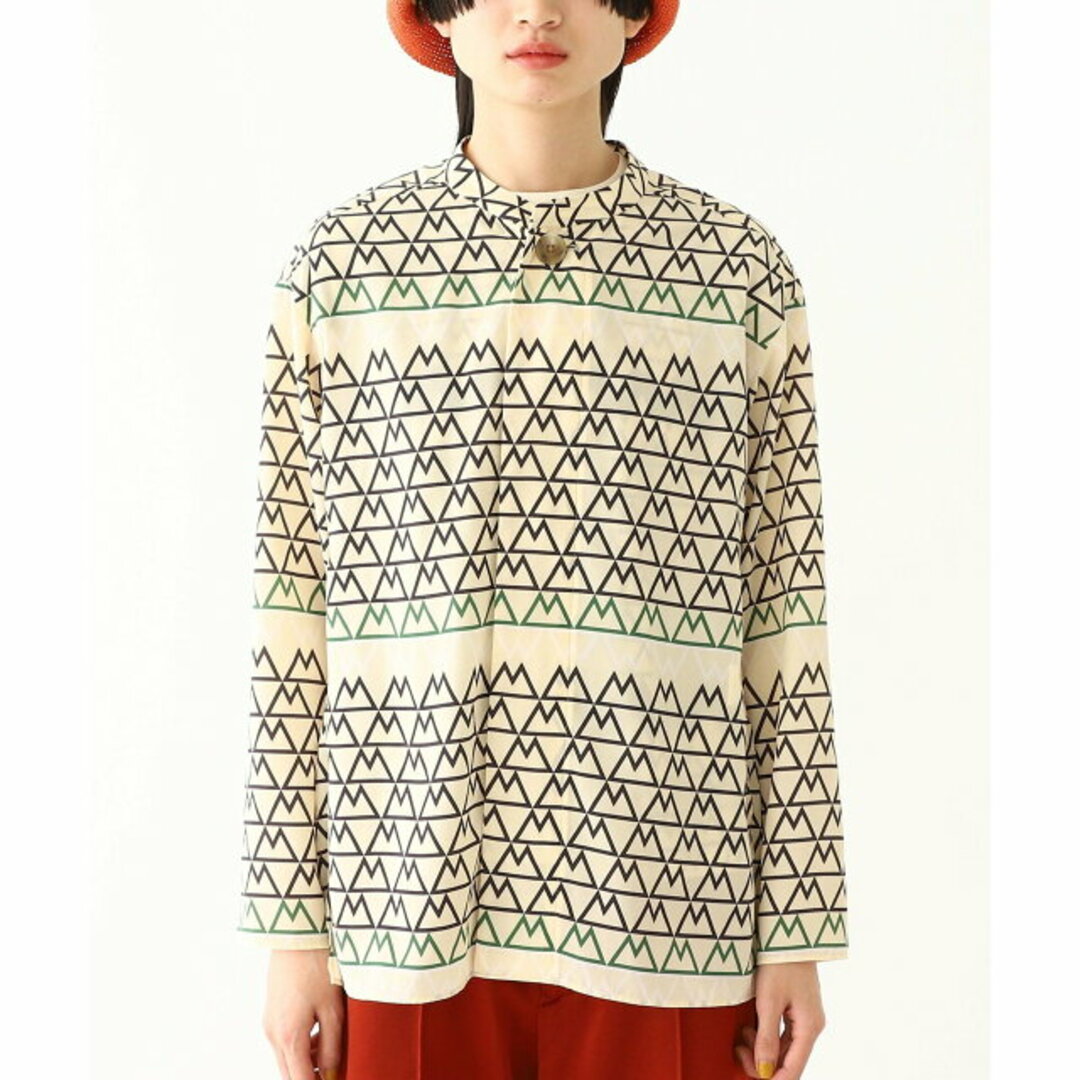 BEAMS BOY(ビームスボーイ)の【BEIGE】maturely / Logogram Print Blouse レディースのトップス(シャツ/ブラウス(長袖/七分))の商品写真