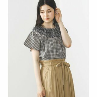 【BEIGE】BEAMS HEART / 襟刺繍 チェック プルオーバー(シャツ/ブラウス(長袖/七分))