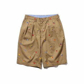 ビームスプラス(BEAMS PLUS)の【KHAKI】BEAMS PLUS / 2プリーツ インクジェットマッピング エンブロイダリー ショーツ(その他)