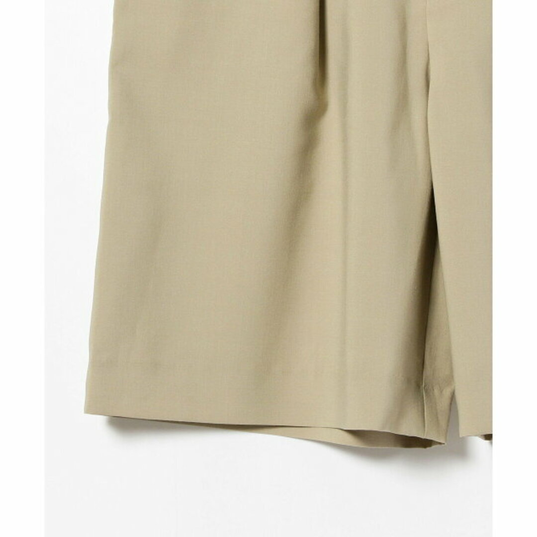 Ray BEAMS(レイビームス)の【BEIGE】FARAH * Ray BEAMS / 別注 1tuck Wide Shorts その他のその他(その他)の商品写真