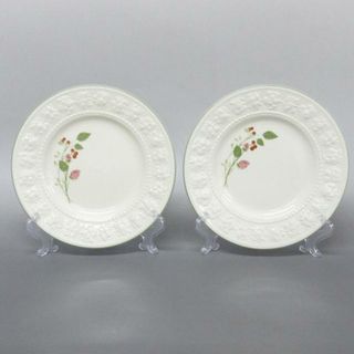 ウェッジウッド(WEDGWOOD)のWEDG WOOD(ウェッジウッド) 食器新品同様  フェスティビティラズベリー アイボリー×グリーン×マルチ プレート×2点 陶器(その他)