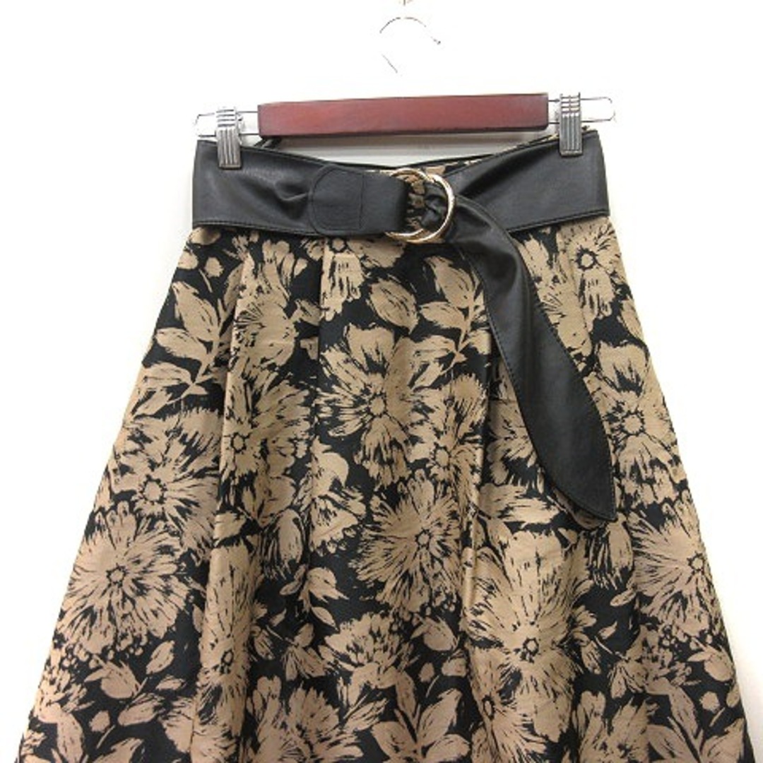 Rouge vif(ルージュヴィフ)のルージュヴィフ フレアスカート ロング 花柄 36 ベージュ 黒 ブラック レディースのスカート(ロングスカート)の商品写真