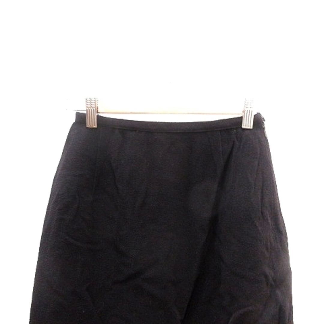 23区(ニジュウサンク)の23区 オンワード樫山 台形スカート ひざ丈 36 黒 ブラック /AU レディースのスカート(ひざ丈スカート)の商品写真