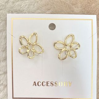 お花ピアス(ピアス)