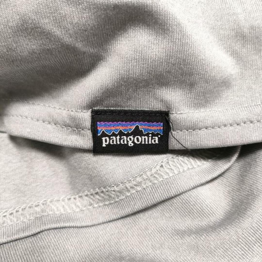 patagonia(パタゴニア)のPatagonia(パタゴニア) 長袖Tシャツ サイズXS レディース - グレー Vネック レディースのトップス(Tシャツ(長袖/七分))の商品写真