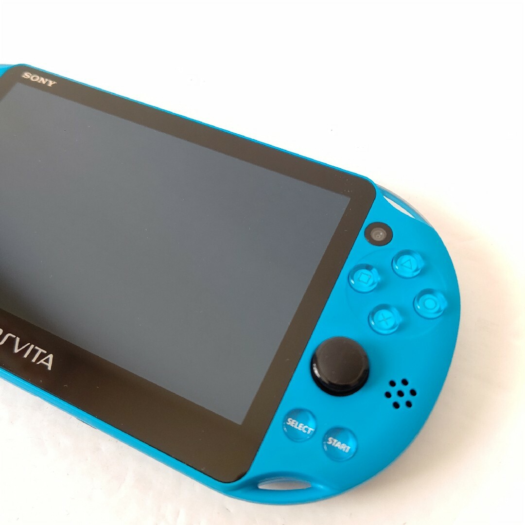 PlayStation Vita(プレイステーションヴィータ)のソニー　PSvita pch2000 アクアブルー　画面極美品　SONYゲーム機 エンタメ/ホビーのゲームソフト/ゲーム機本体(携帯用ゲーム機本体)の商品写真