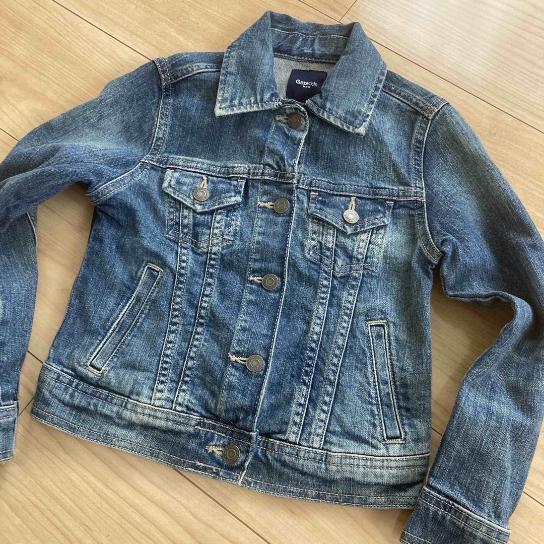 GAP Kids(ギャップキッズ)のGap Kids Gジャン　120センチ キッズ/ベビー/マタニティのキッズ服女の子用(90cm~)(ジャケット/上着)の商品写真