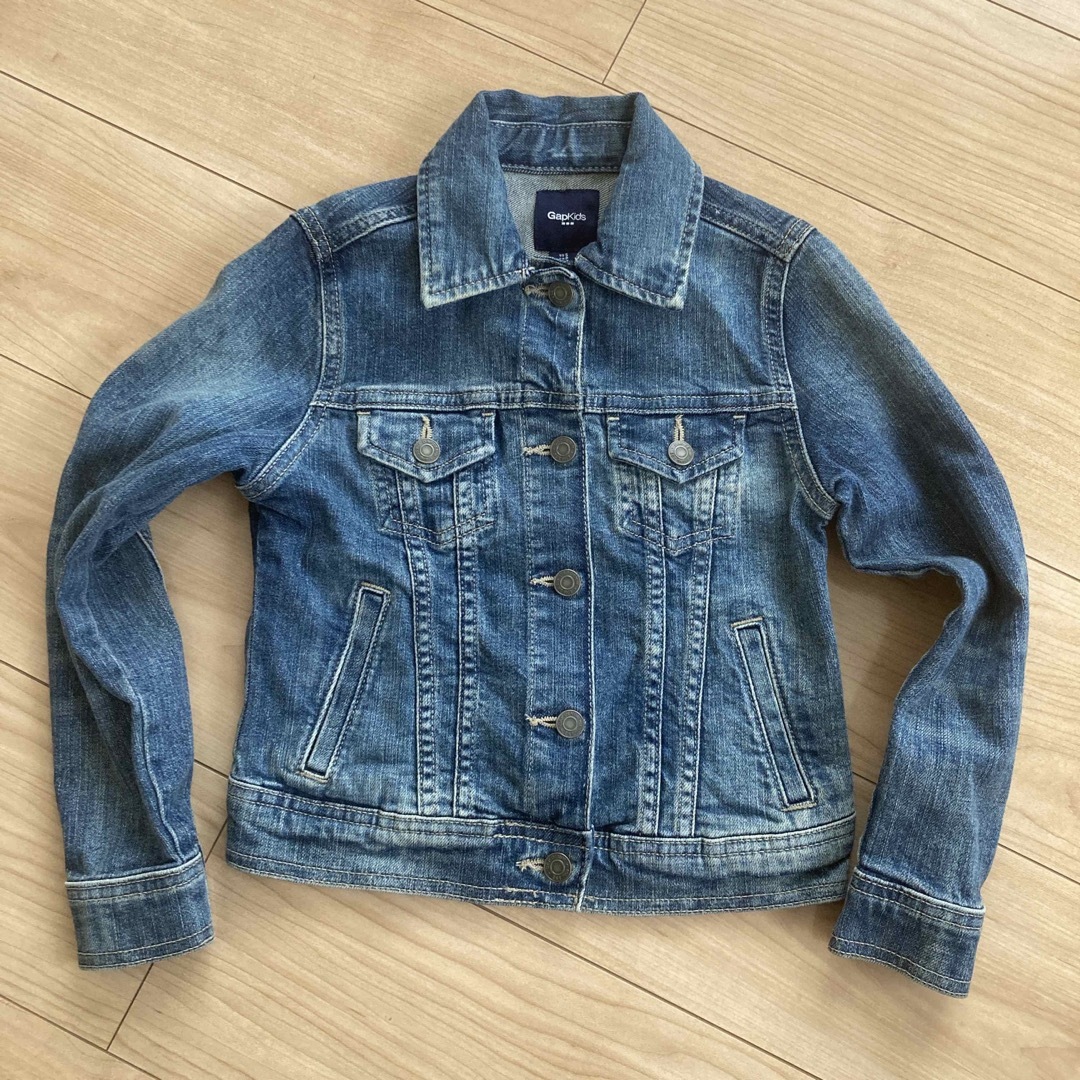 GAP Kids(ギャップキッズ)のGap Kids Gジャン　120センチ キッズ/ベビー/マタニティのキッズ服女の子用(90cm~)(ジャケット/上着)の商品写真