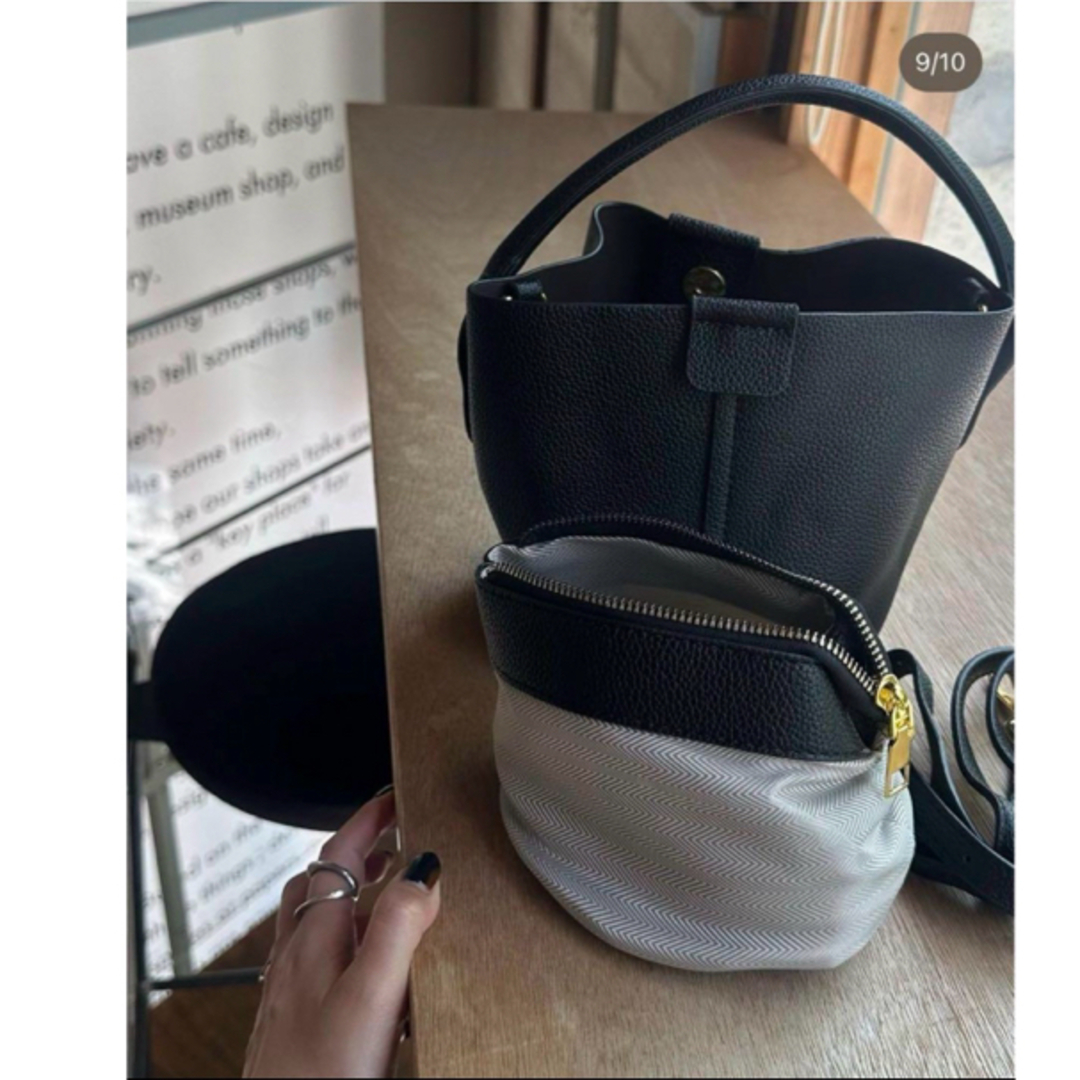 Agawd 2way Bucket Bag + Pouch レディースのバッグ(ショルダーバッグ)の商品写真